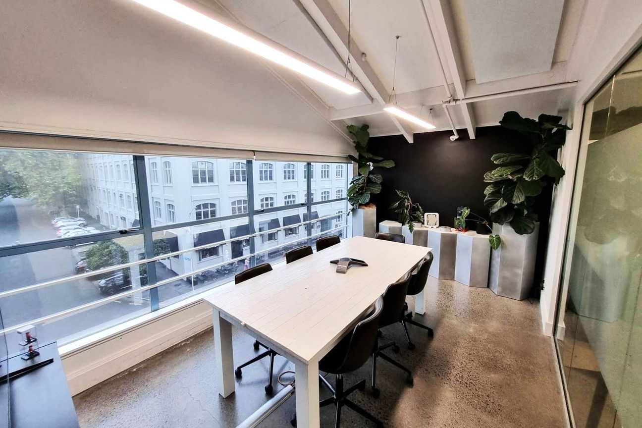 TOP FLOOR CHARACTER OFFICE IN PARNELL - Bild 5