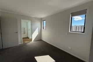 46 Chertsey Road, Richmond