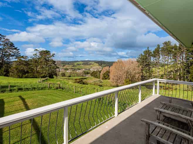 25 Mountain View Road, HIKURANGI