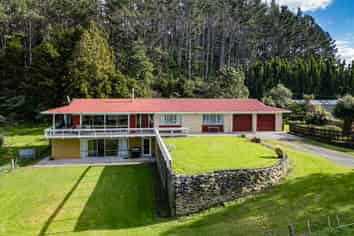 25 Mountain View Road, HIKURANGI