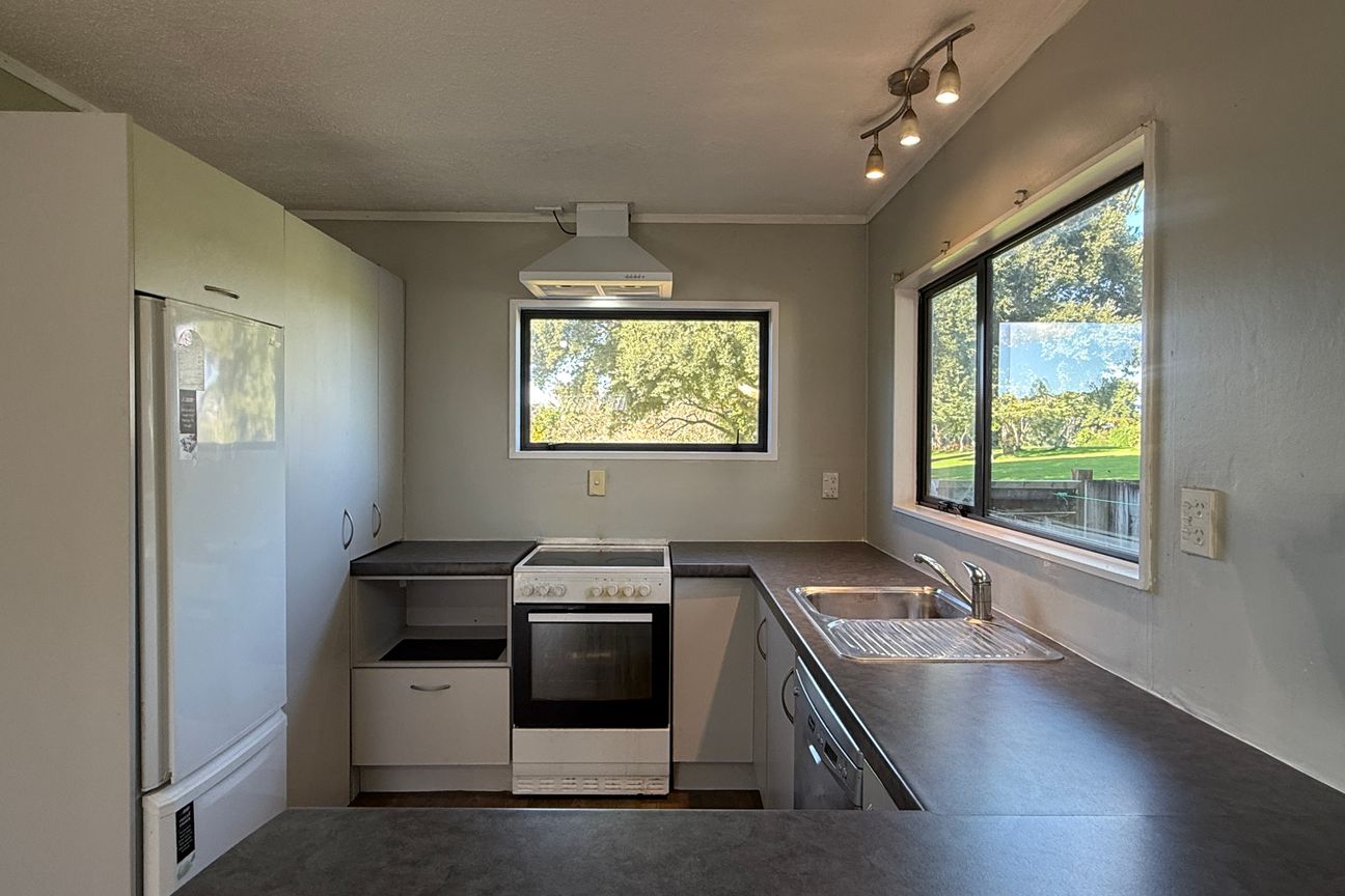 Peaceful Family Living with Direct Park Access - Më shumë