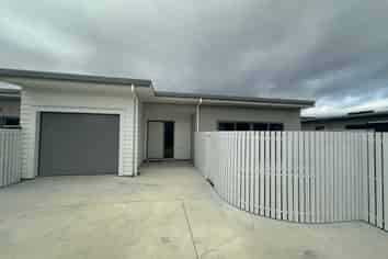 102c Auckland Road, Greenmeadows
