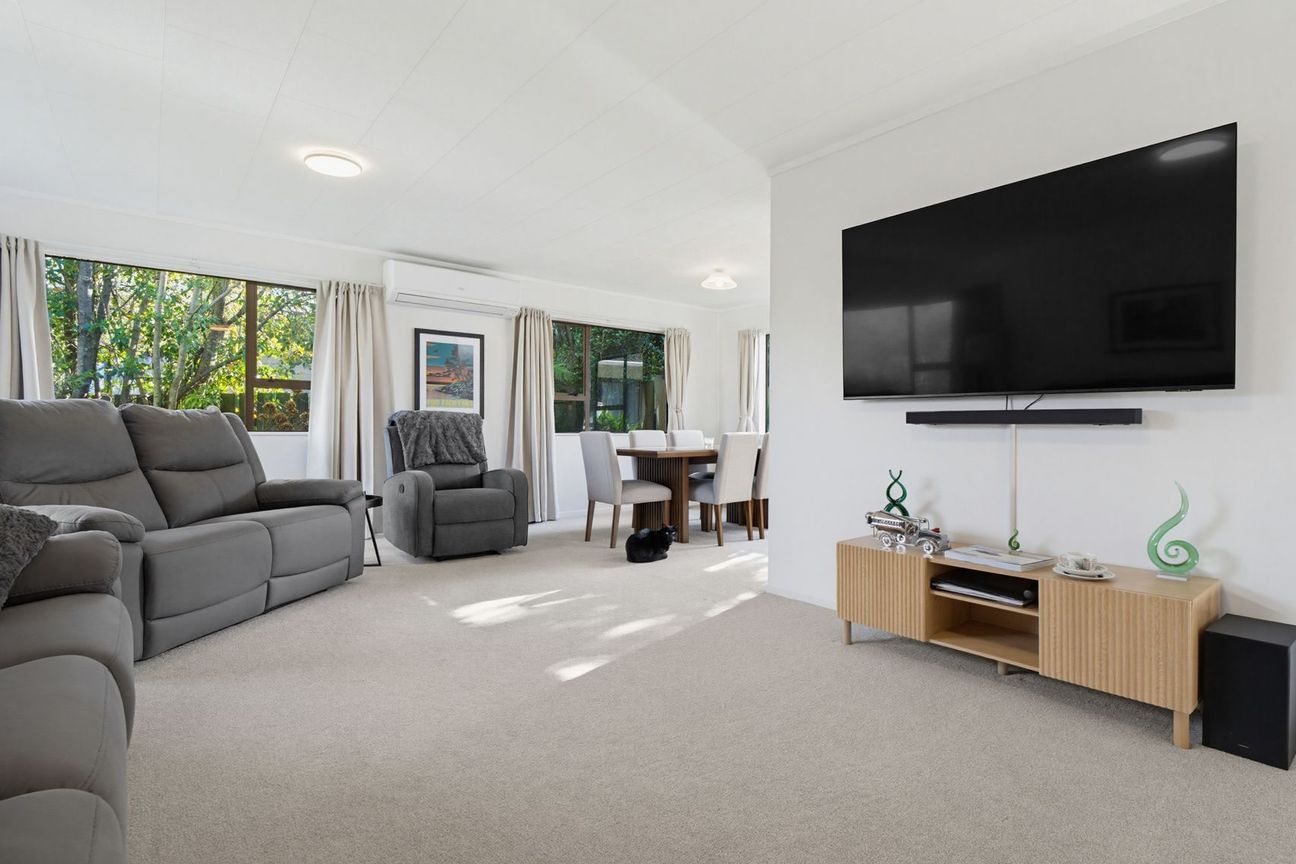 Ready to Show and Priced to Go! - Bild 4