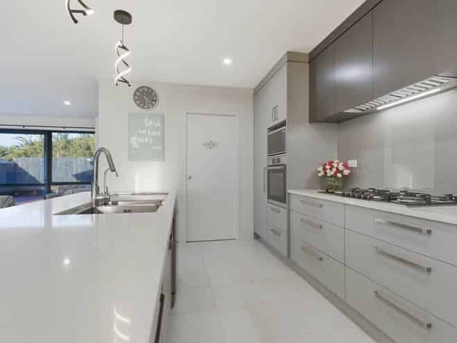 87 Twin Parks Rise, Papakura