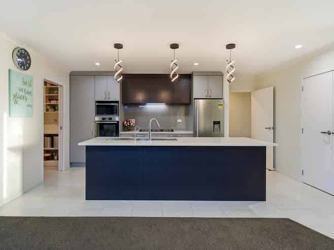 87 Twin Parks Rise, Papakura