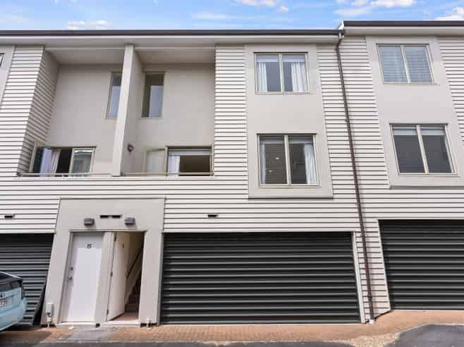 16/8 Rendall Place, Eden Terrace