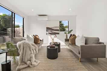 14A Riserra Drive, Ranui