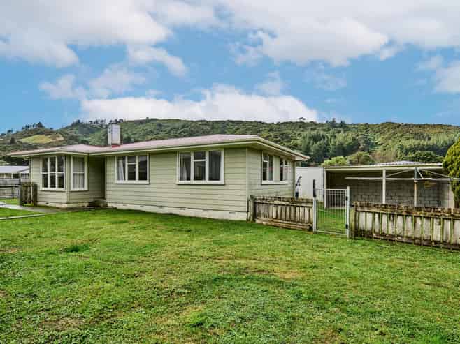 11 Orewa Grove, Wainuiomata