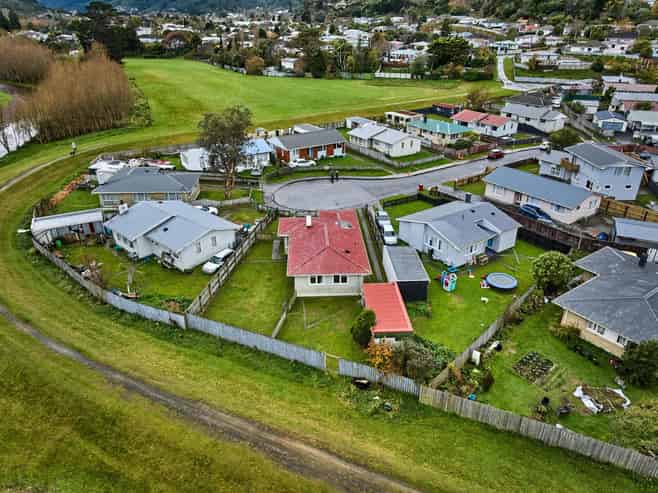 11 Orewa Grove, Wainuiomata