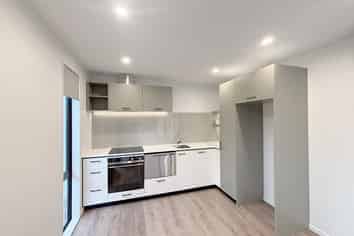 3/474 Barrington Street, Addington