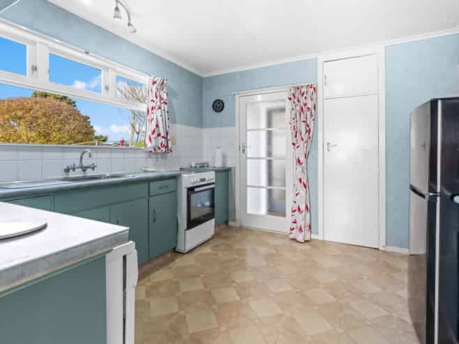 3 Drake Street, Levin