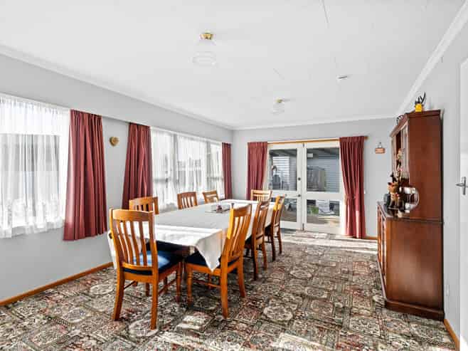 3 Drake Street, Levin
