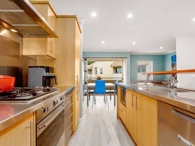 26/305 Evans Bay Parade, Hataitai