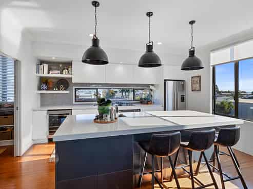 12 Autere Street, Strandon