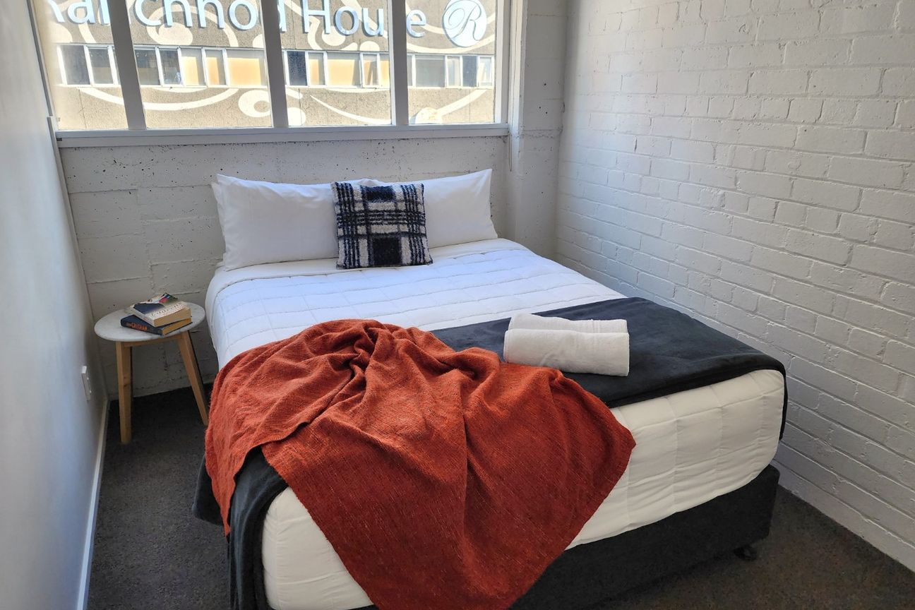 4 bedrooms + Office, Te Aro Apartment - Vista 3