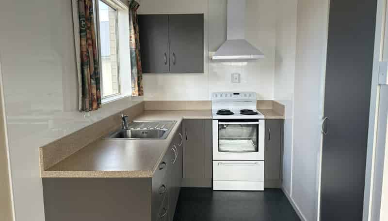 4/23a Robertson Street, Gore