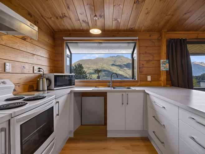 1 O'Learys Paddock, Sunshine Bay