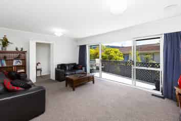 20 Blue Mountains Road, Silverstream