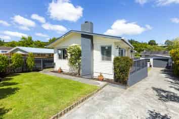 20 Blue Mountains Road, Silverstream