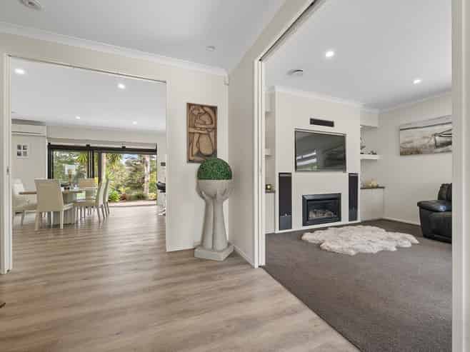 45 Terry Smyth Drive, Kumeu