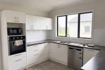 61 Hoggs Road, Levin