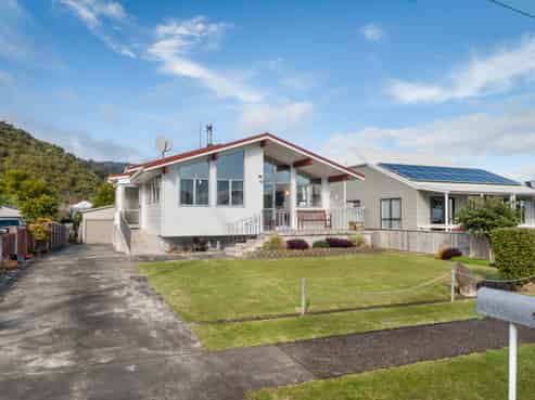 5 West Crescent, Te Puru