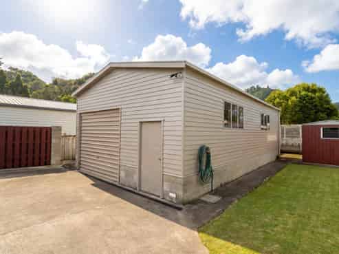5 West Crescent, Te Puru