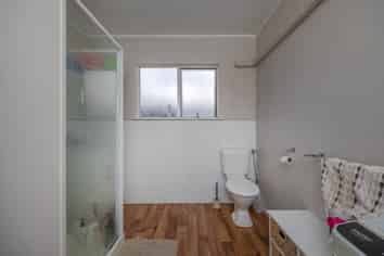 2/46 School Road, Morningside