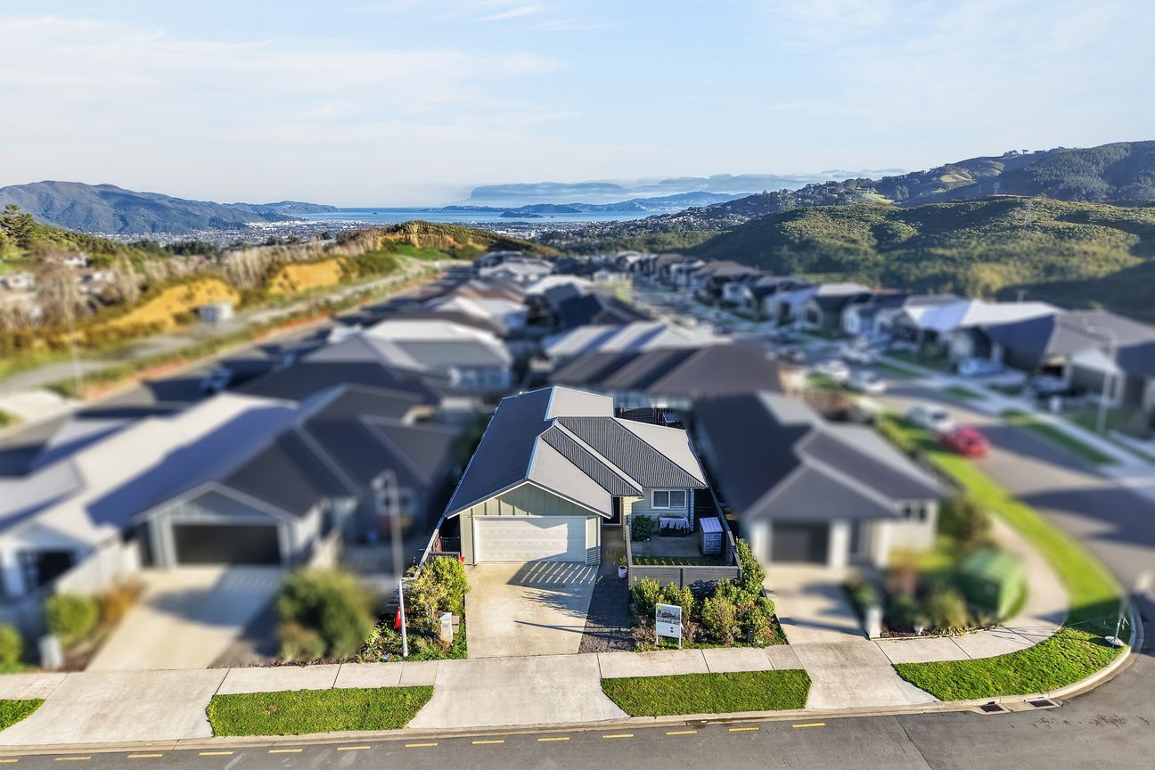Modern Family Living in the Heart of Kelson - Bild 5