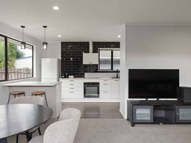 52B Lloyd Drive, Nawton
