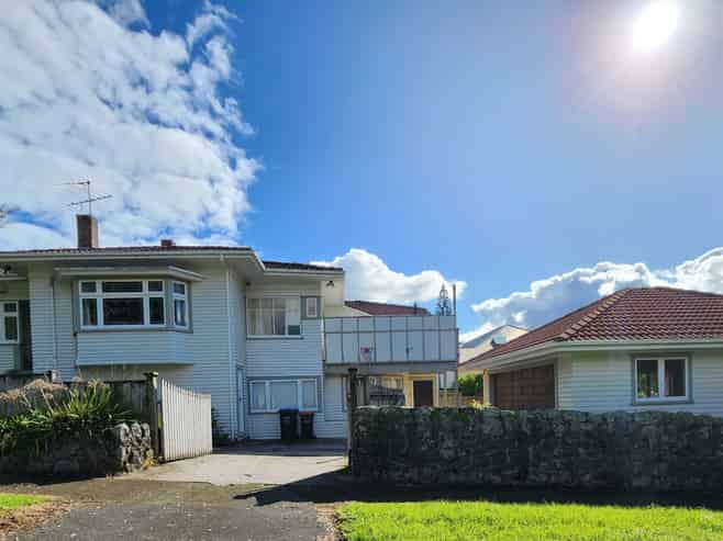 24 Maungakiekie Avenue, Greenlane