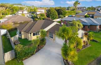 95 Kyle Road, Greenhithe