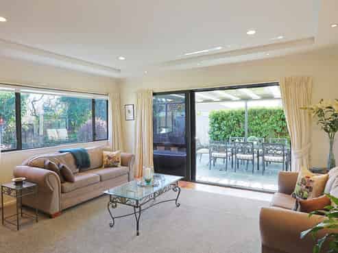 10 Park Lane, Greenmeadows