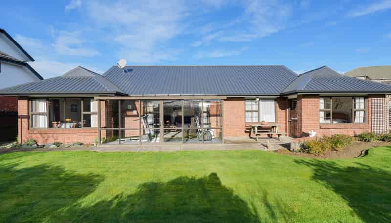 5 Mcleod Court, Rosedale
