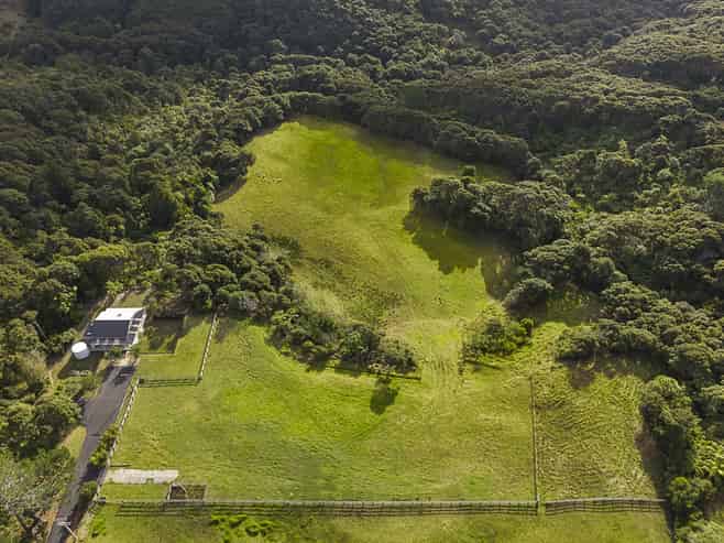 1223 Old North Road, Waimauku