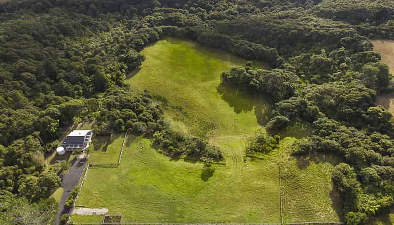 1223 Old North Road, Waimauku