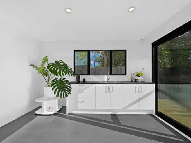 17B Cheval Drive, Totara Vale