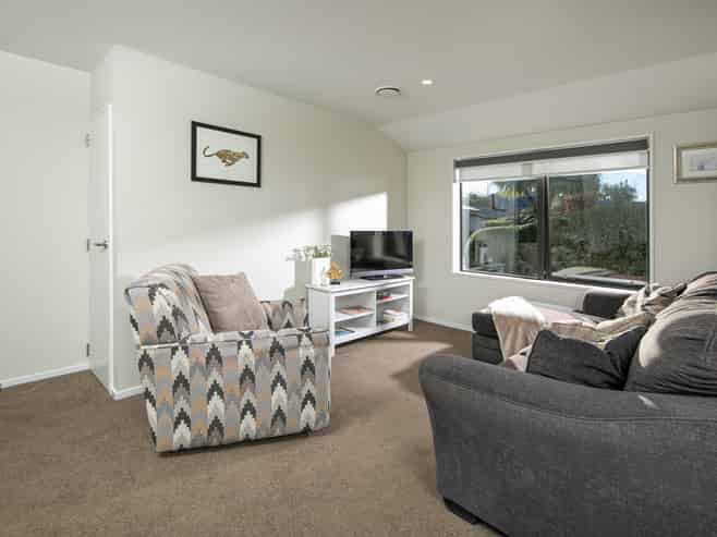 8 Pukeko Place, Wanaka