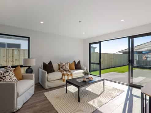 45 Derbridge Street, Woodend