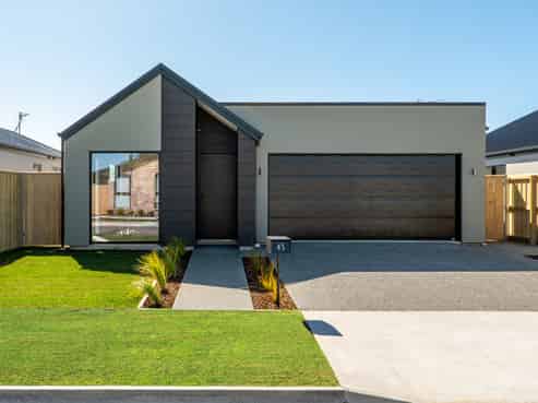 45 Derbridge Street, Woodend