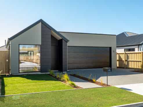 45 Derbridge Street, Woodend