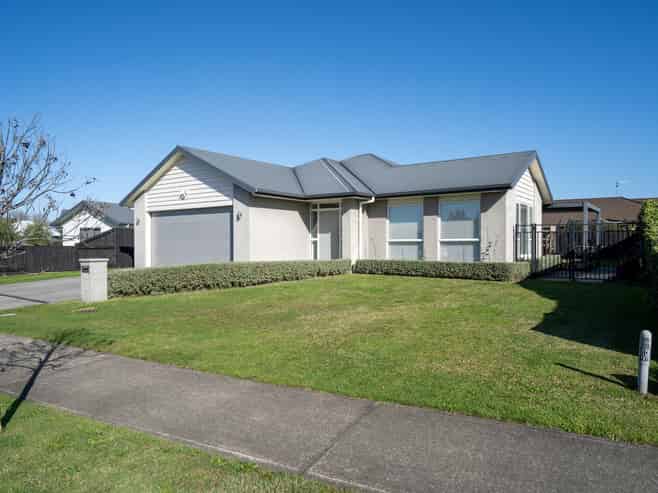 5 Carnation Court, Cambridge