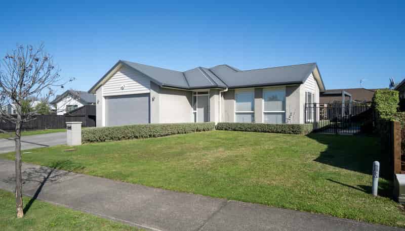 5 Carnation Court, Cambridge