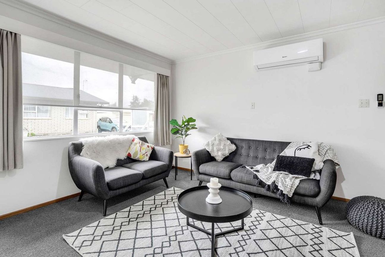 Hot Location! Close to hospital and shops - Altro