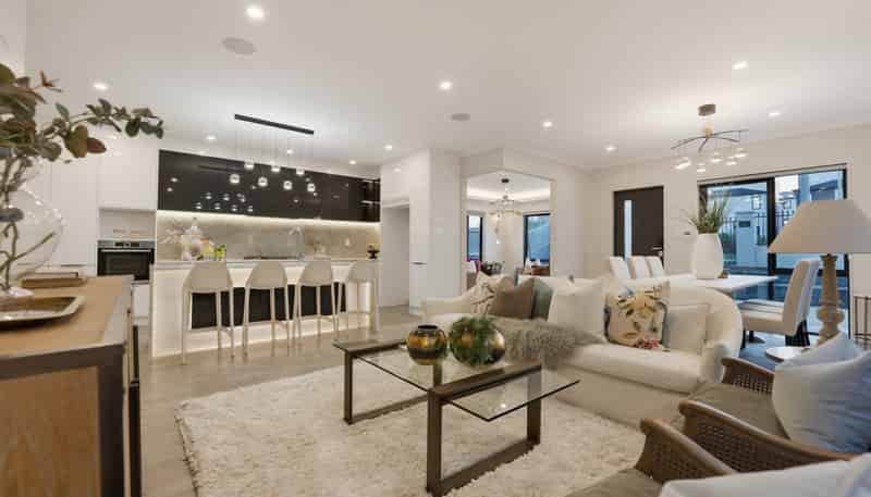 221B Murphys Road, Flat Bush