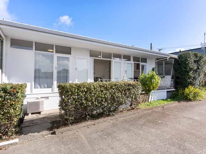 2/68 Ireland Road, Mount Wellington