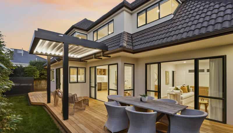 16A Seccombes Road, Epsom