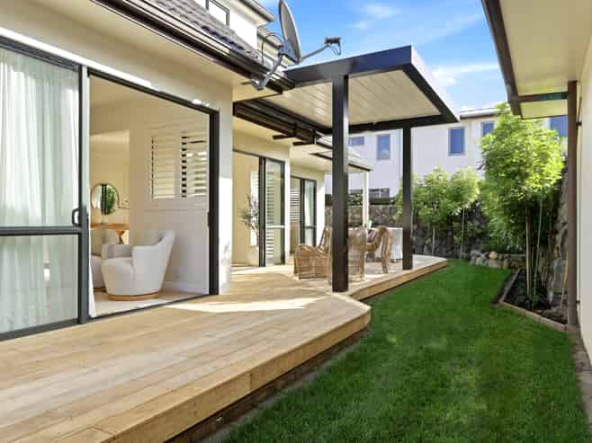 16A Seccombes Road, Epsom