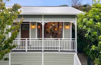 71 Severn Street, Island Bay
