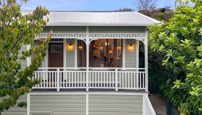 71 Severn Street, Island Bay